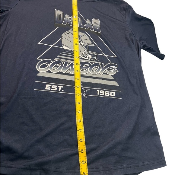 NFL Blue Dallas Cowboys Men's T-Shirt Collectors Item Sise Medium - Picture 16 of 17
